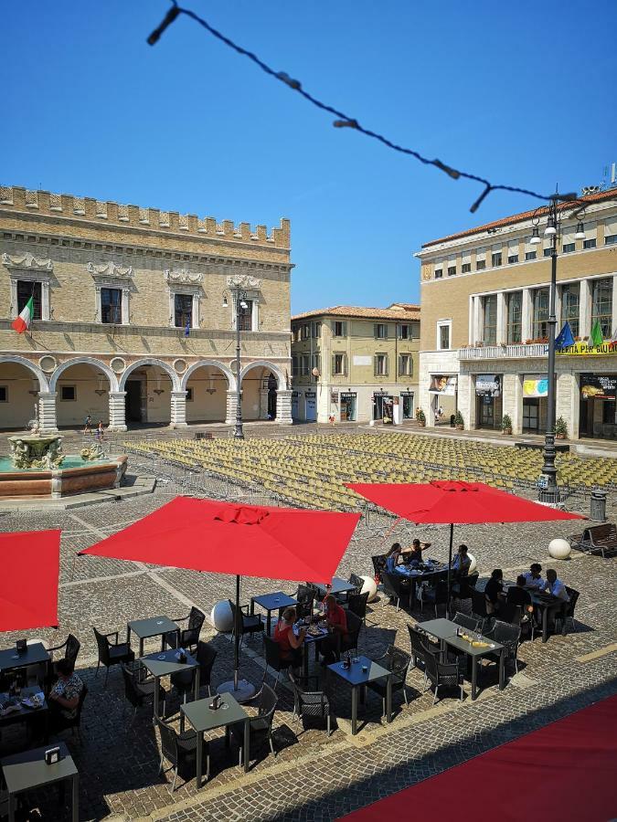 Appartamento La Rondine Pesaro Eksteriør billede